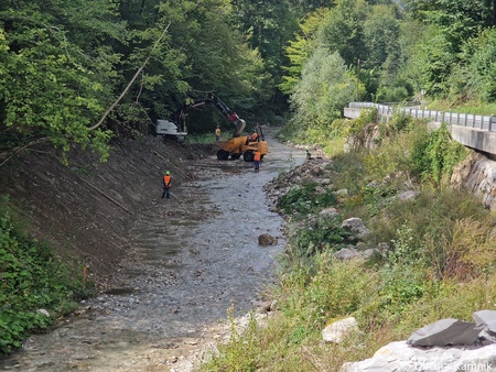 Sanacijska obnova vodotokov in hudournikov po poplavah (11)